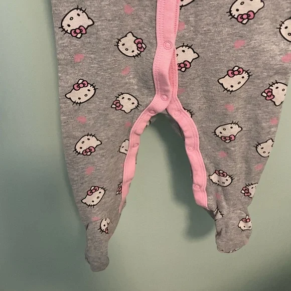 Hello Kitty Sleeper - Picture 3 of 6